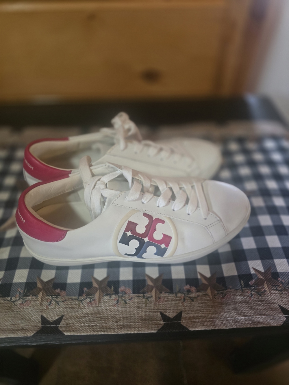 Tory Burch White Leather Low-Top Sneakers with Pink and Navy Logo